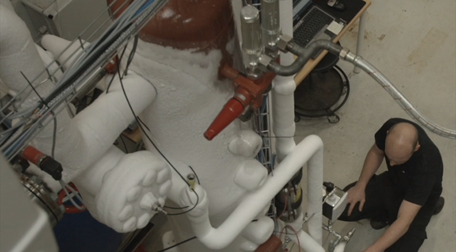 FARS - pumpeholder besk�ret og med white frost p�