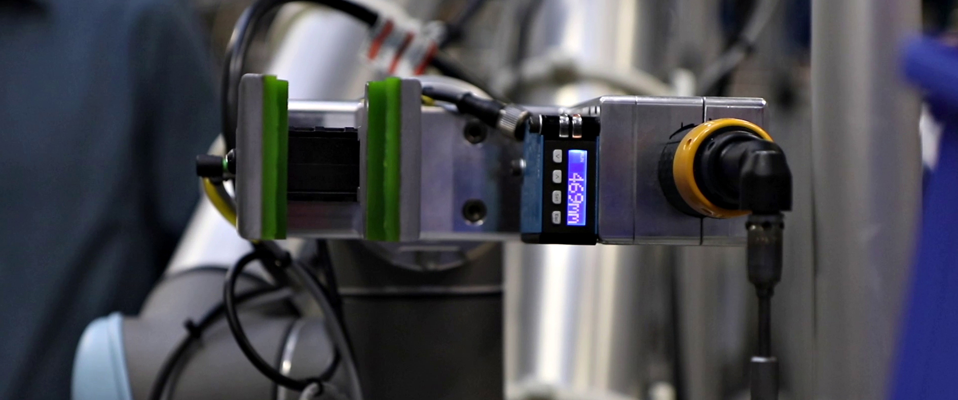 Linak sends in robots to be their workers’ third hand - Danish ...