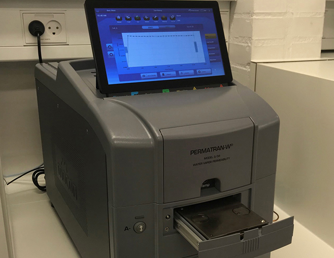 Measuring of water vapour transmission rates (WVTR) - Danish ...