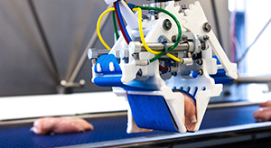 3D-printet robotgriber i nylon med kyllingefilet