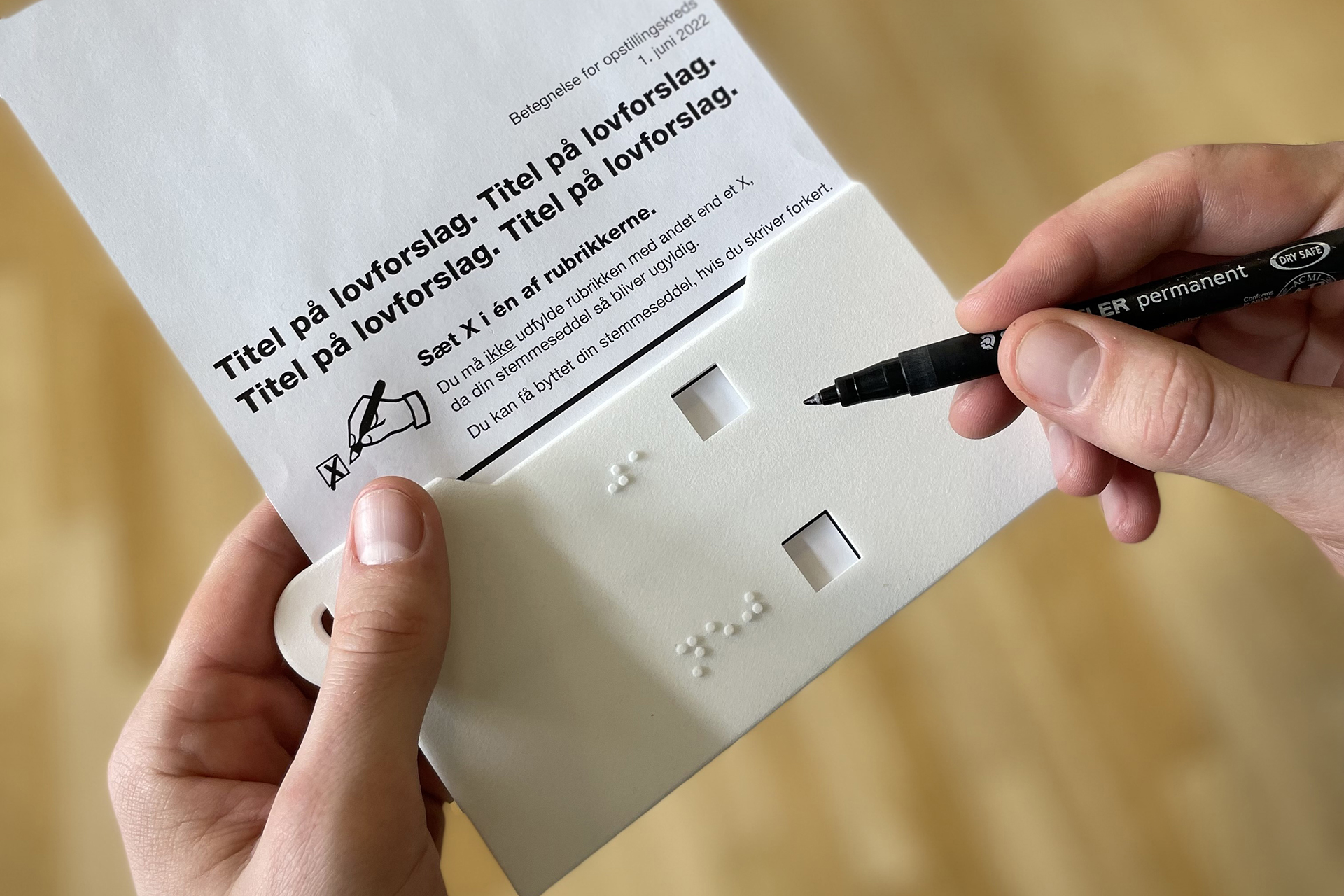 3D printed overlay plates will help the visually impaired at