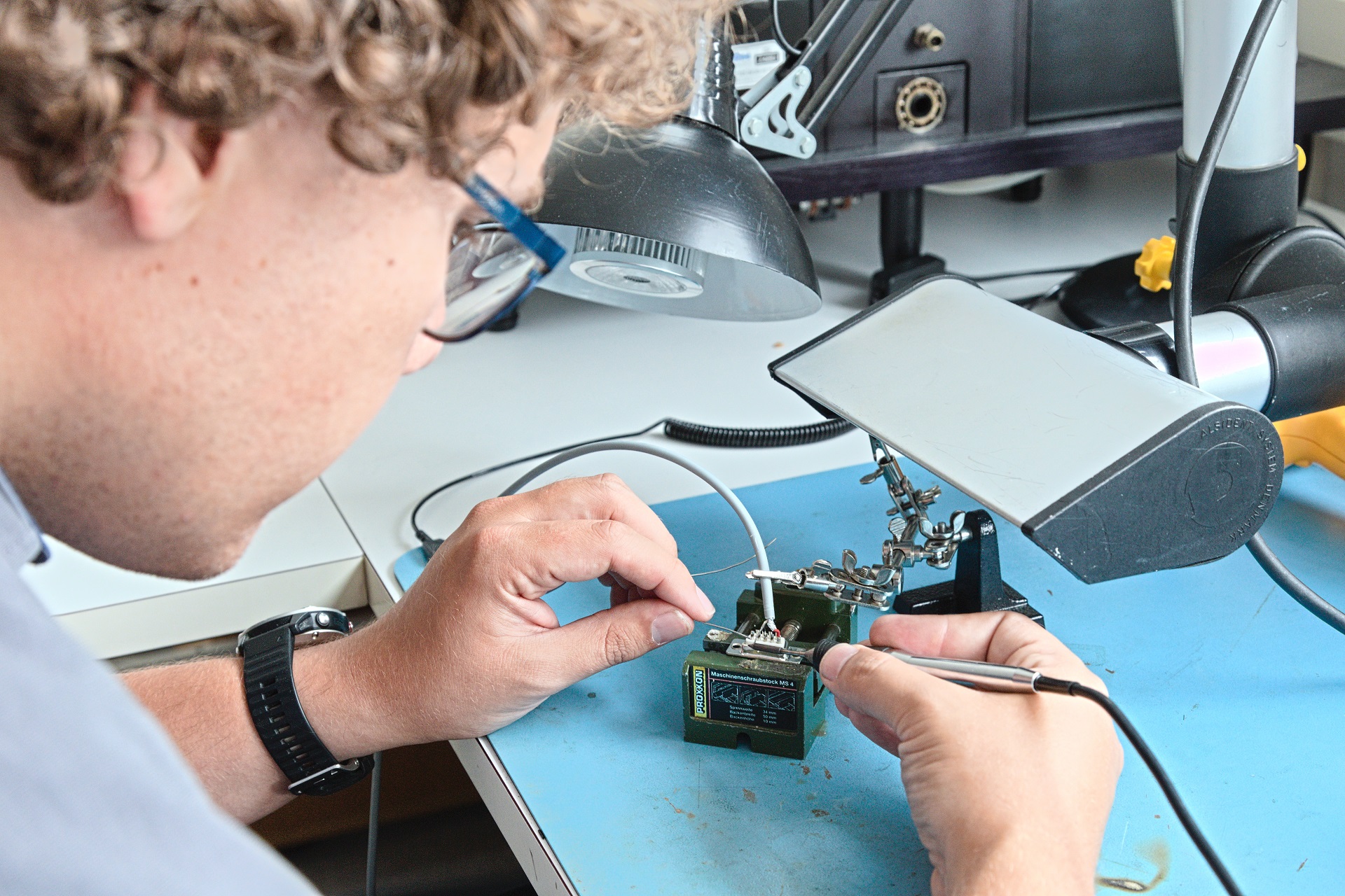 Electrical and Electronic Tests Electronic Tests Danish Technological Institute
