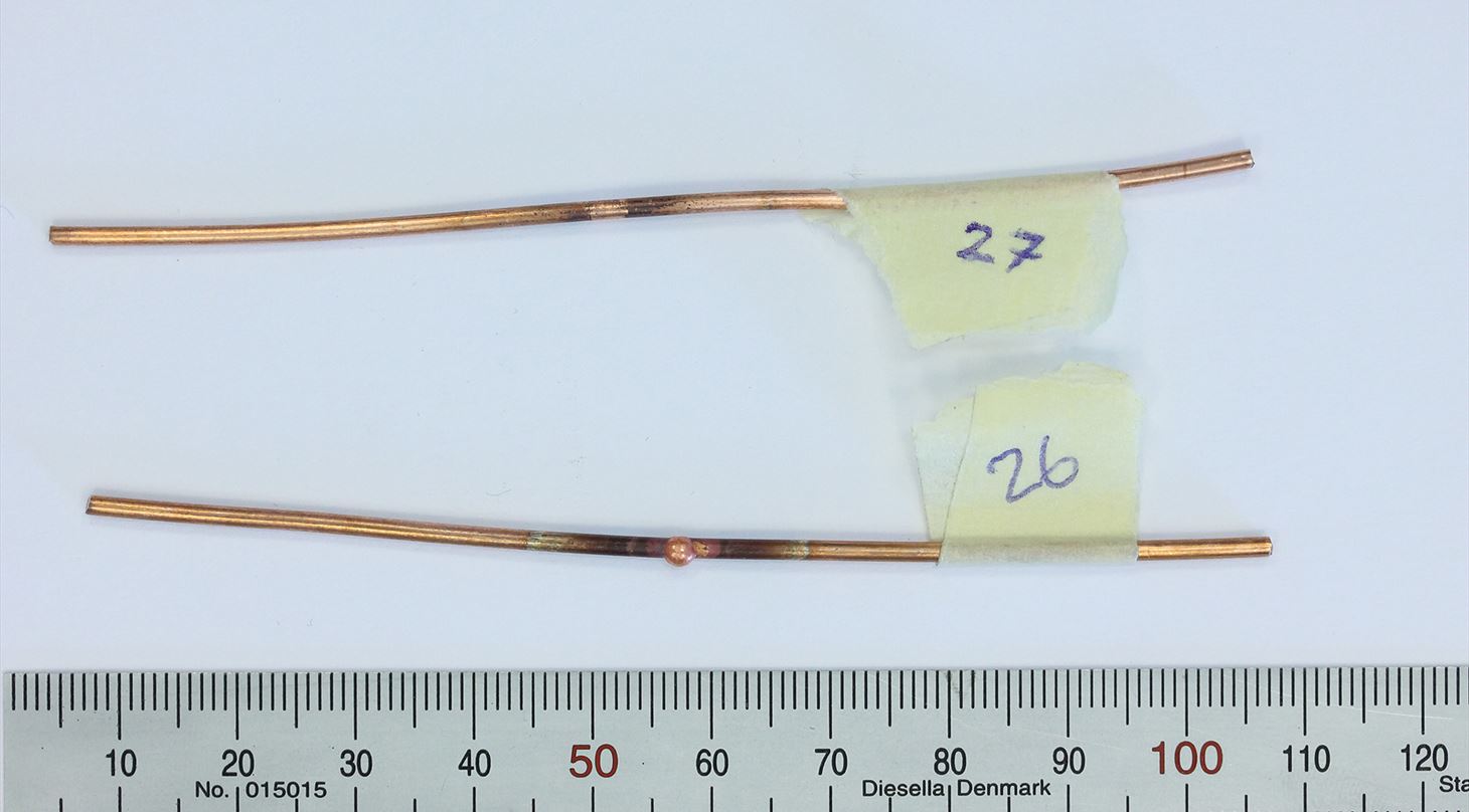 Close-up af lineal og kobbertr�d