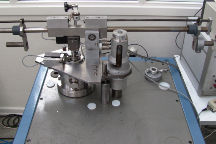 Pin-on-disc wear testing and friction testing - Measure wear, friction ...