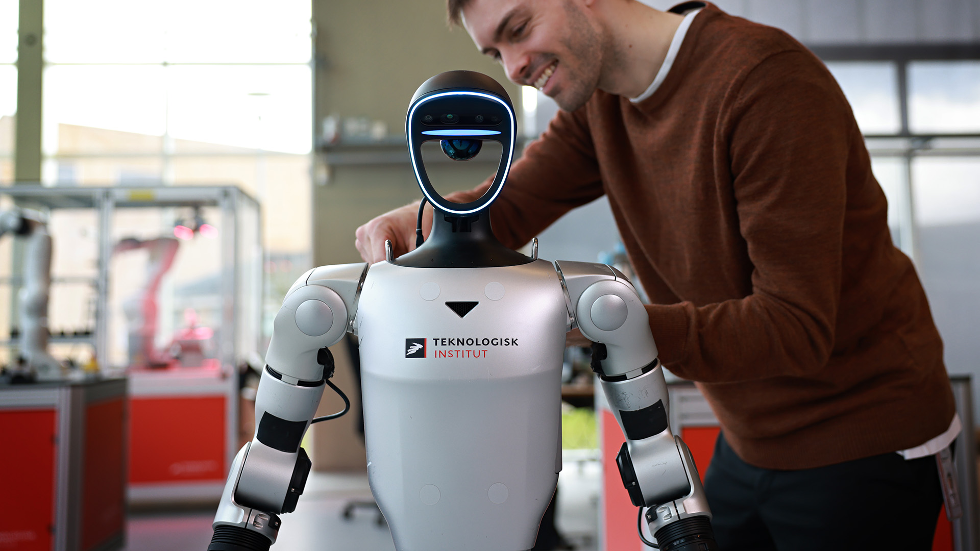 Humanoid Lab - Danish Technological Institute